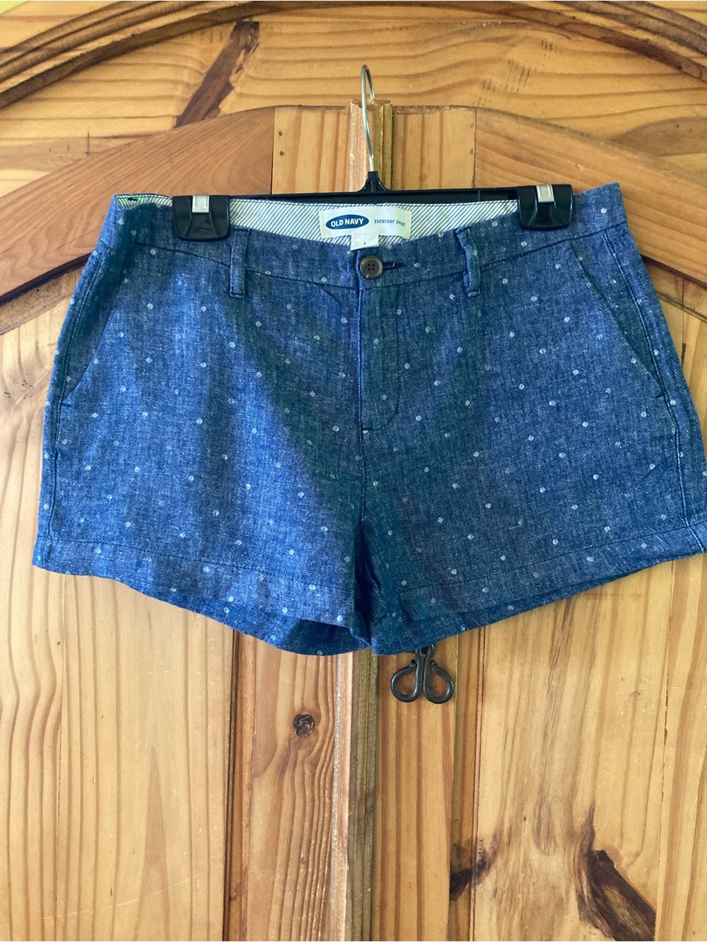 Women's Old Navy Everyday blue white polka dots linen blend shorts size 8